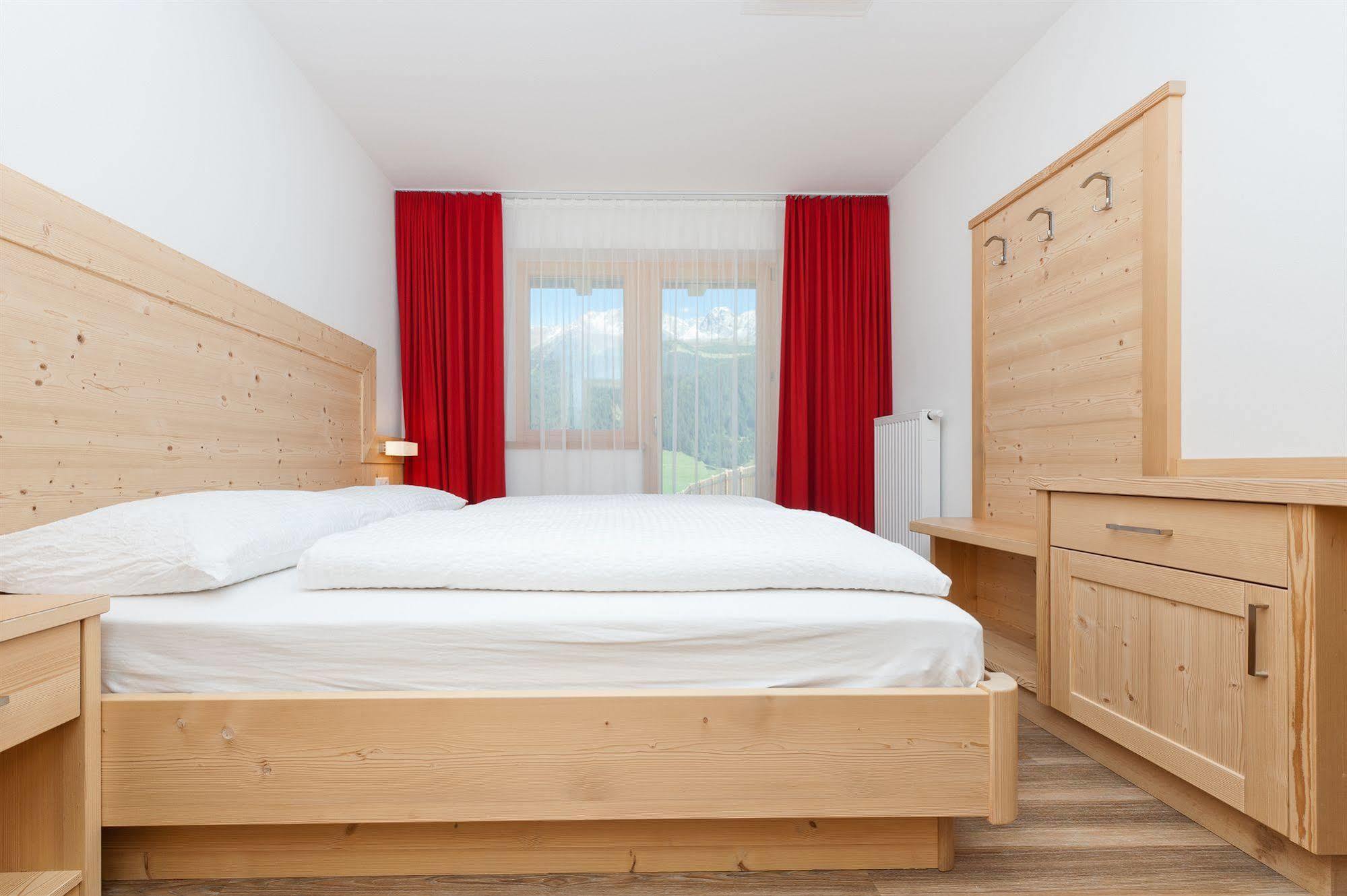 Mountain Residence Montana Santa Maddalena in Casies Εξωτερικό φωτογραφία
